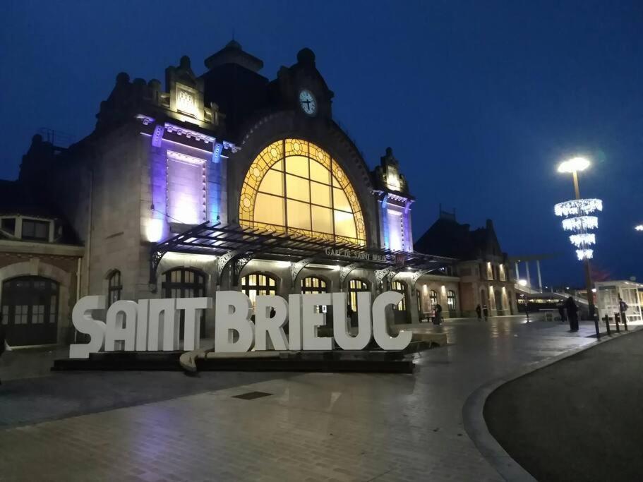Destelle Appart Proche Gare سانت بريوك المظهر الخارجي الصورة